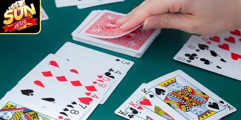 Luật Chia Bài Trong Game Online - Quy Tắc Vàng Cần Rõ 1 Lịch sử xuất hiện của luật chia bài trong game online